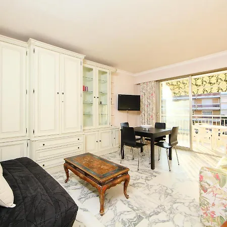 Apartment Presqu'ile-1 Cannes